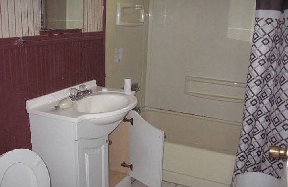 2nd image of 15 Catherine St