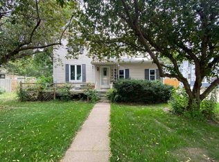 726 N Bellevue Ave, Hastings, NE 68901
