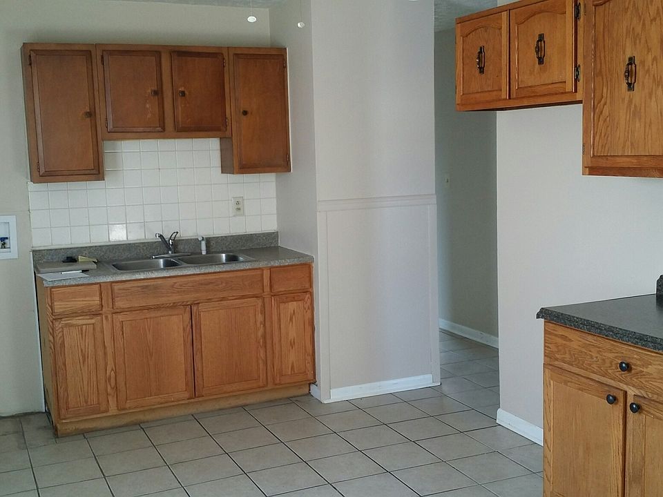 2nd image of 3578 Leap Rd