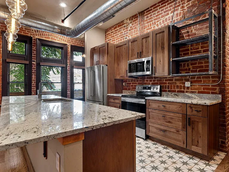 1128 N Grant St #101 — Photo 6