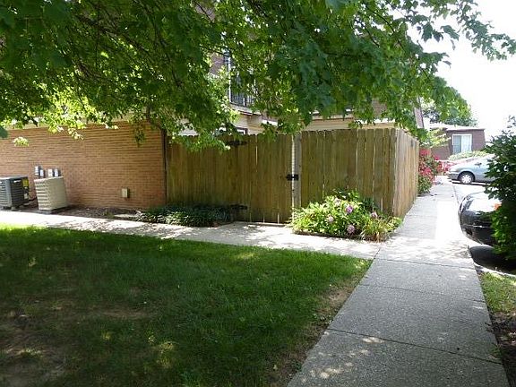 4th image of 2904 Alydar Ct APT B