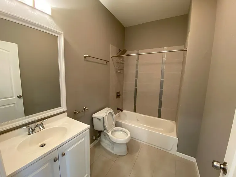 1922 N Keystone Ave #1 — Photo 24