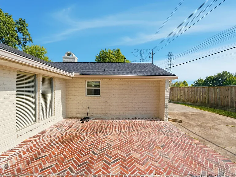 2502 Hollow Hook Rd — Photo 6
