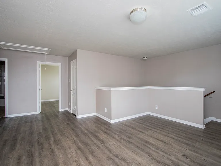 2209 Onyx Ct — Photo 24