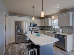 6930 Old Amsterdam Way, Deforest, WI 53532