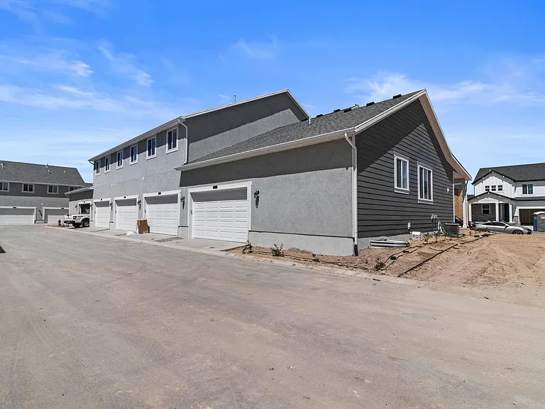 2040 W 775 N — Photo 21