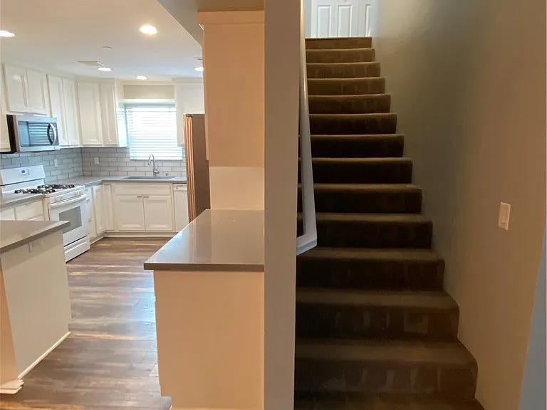 1431 S Beacon St — Photo 15