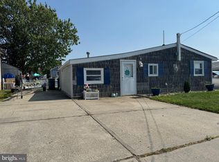 25 W Dory Dr, Little Egg Harbor, NJ