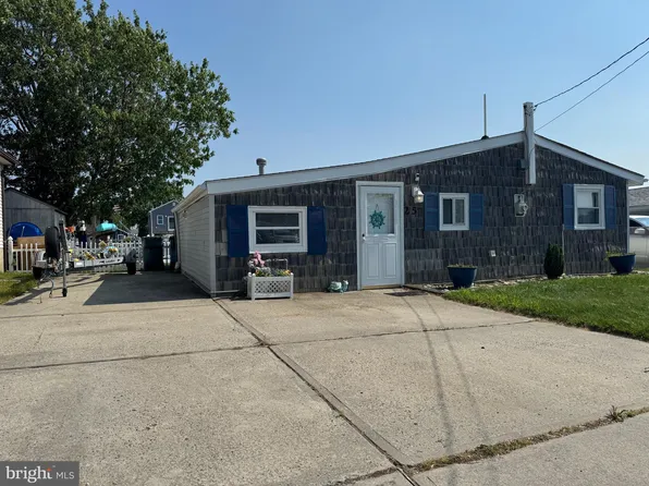 25 W Dory Dr, Little Egg Harbor, NJ 08087