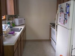 6 Meadowview Ter, Westerly, RI 02891