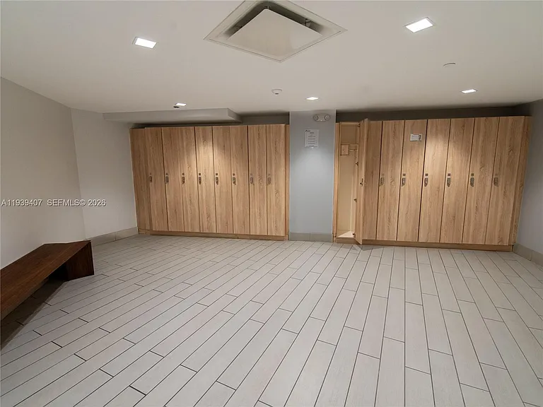 2500 Parkview Dr #2517 — Photo 49