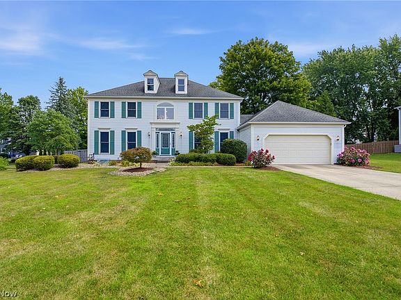 2nd image of 33541 Seneca Dr