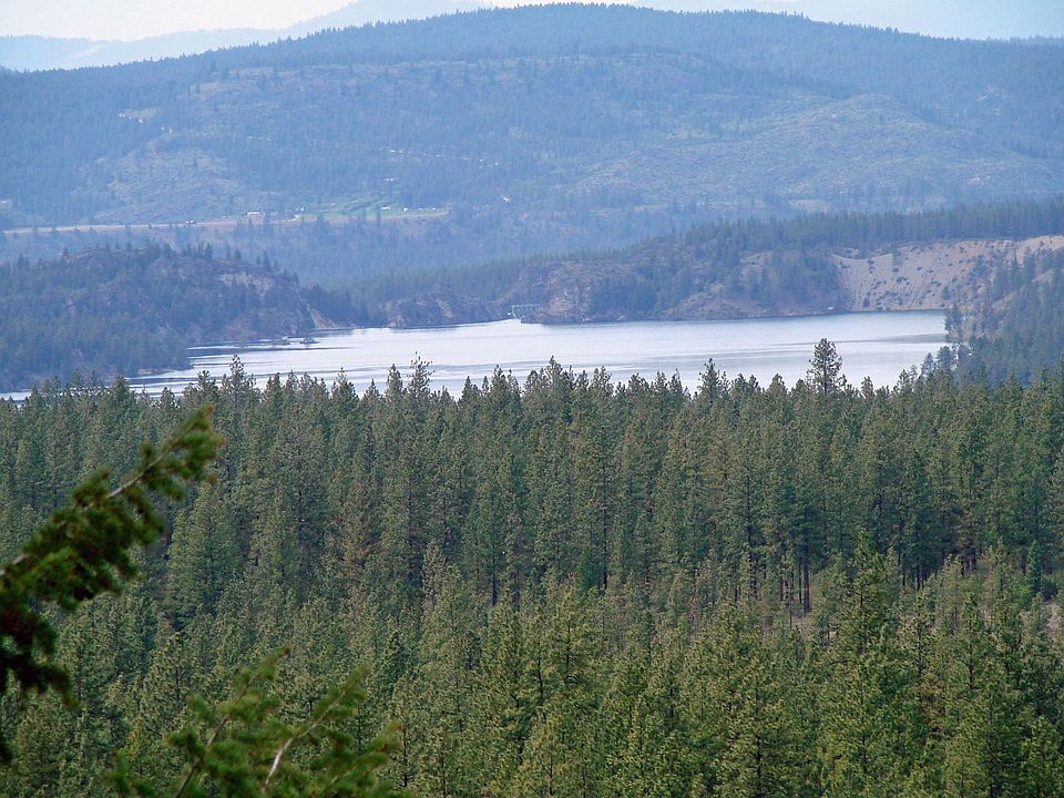 Distant view of Long Lake