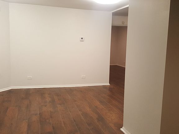 3rd image of 4340 S Greenwood Ave #3