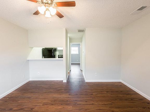 2nd image of 2607 Ektom Dr