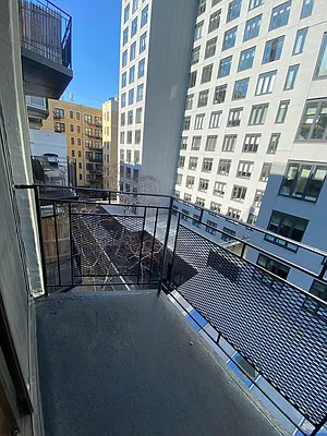 Rented by Mallory Management Corp | media 3