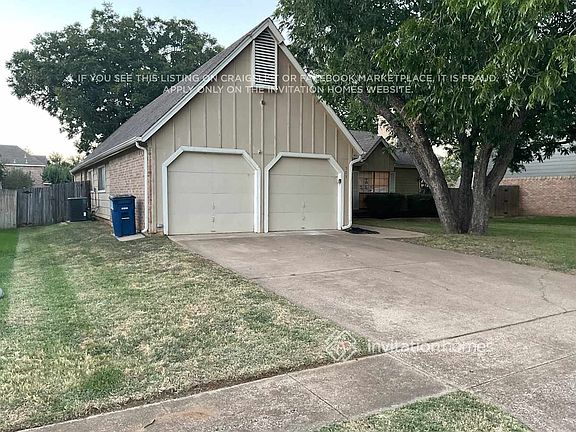 2nd image of 503 Thorn Wood Dr