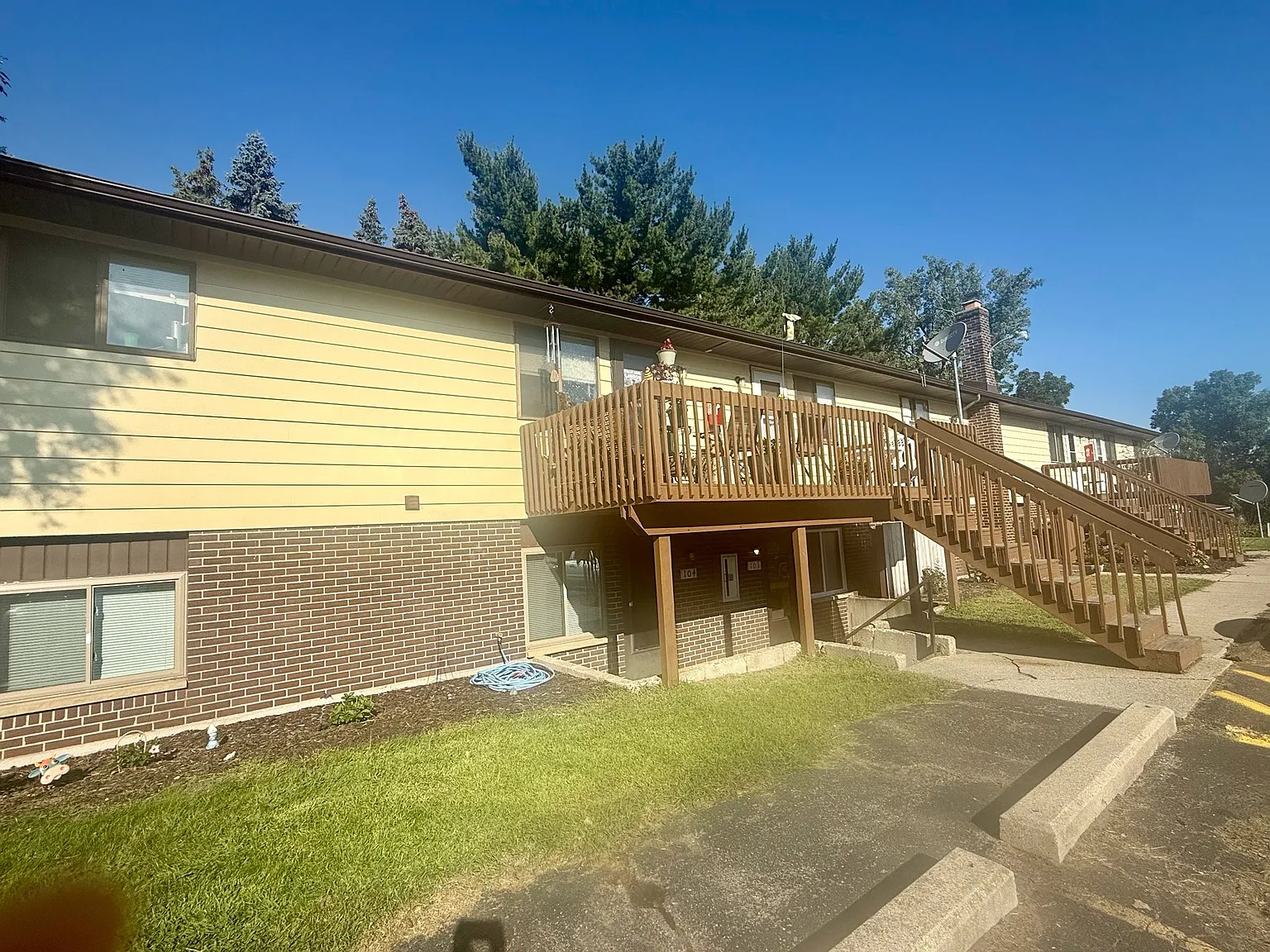 3380 Byron Center Ave SW — Photo 1