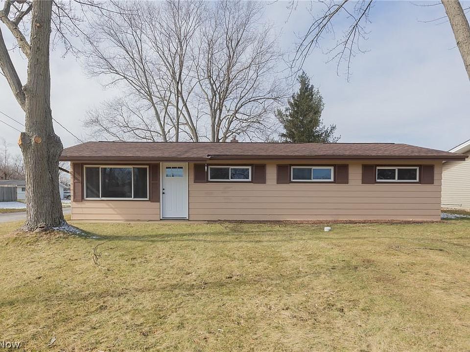 1st image of 9058 Cambridge Dr