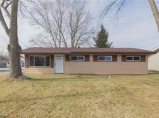 9058 Cambridge Dr, Northfield, OH 44067