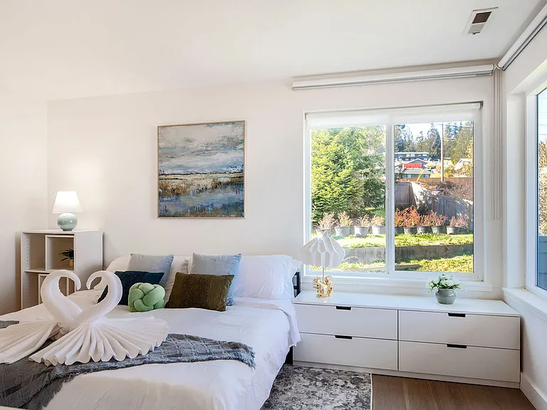 7941 SE Southworth Dr — Photo 40