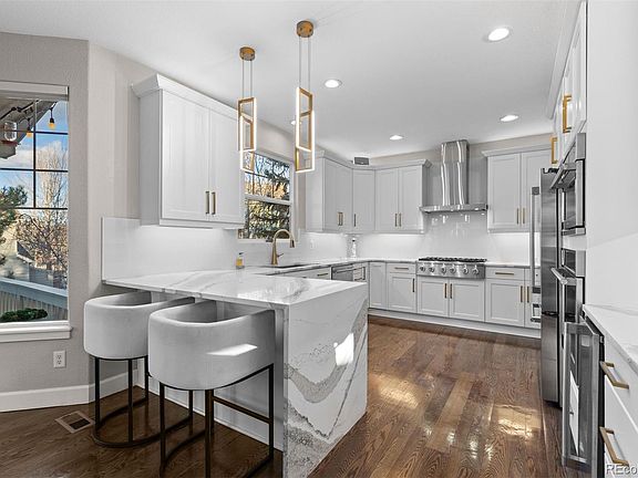 2nd image of 25045 E Park Crescent Drive