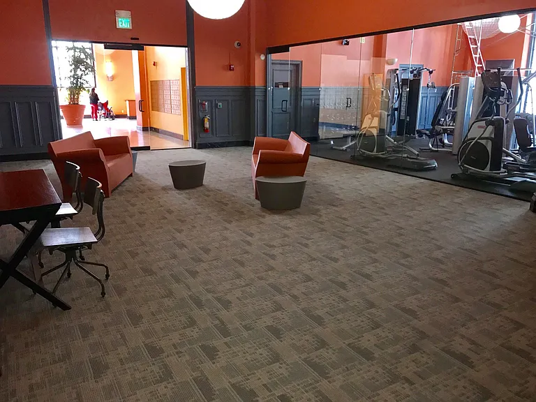 Oasis Apartments — Photo 1