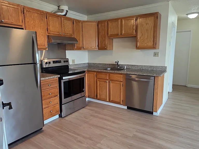 241 San Anselmo Ave N #3 — Photo 5