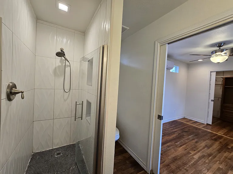 1338 W Elsmere Pl — Photo 17