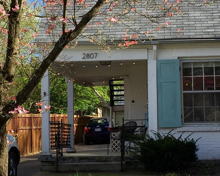1st image of 2807 Belcourt Ave