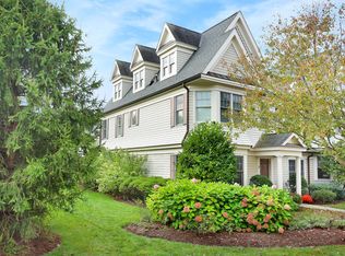 3 Cider Mill Cir, Armonk, NY 10504