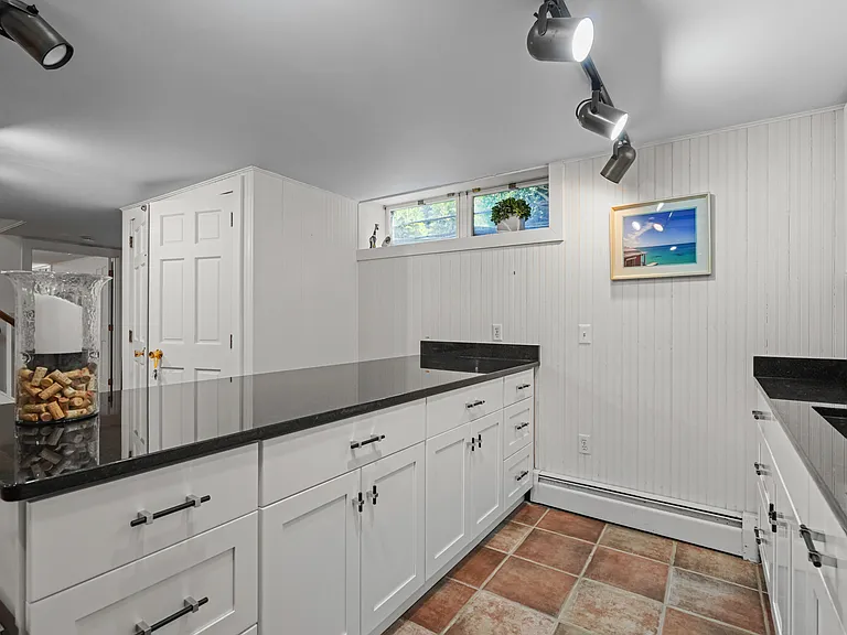 1B Harbor View Dr — Photo 108