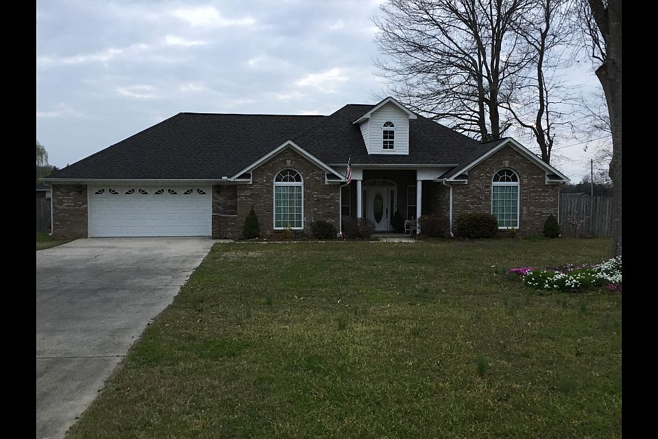11 Livingstone Lane