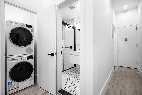 Rented by The Agency | media 19