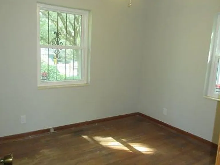 832 Arkansas St — Photo 6