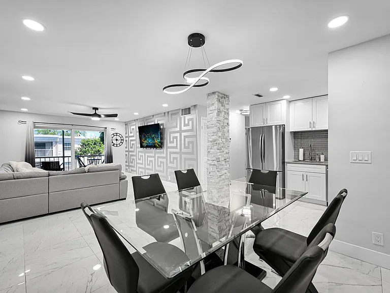 6279 Bay Club Dr #3 — Photo 6