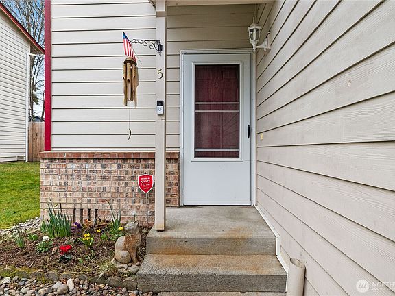 3rd image of 126 W Casino Road #5