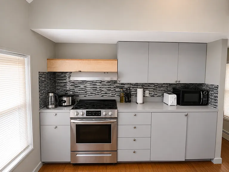 112 School St #2 — Photo 10