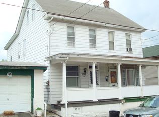 114 1st St, Coaldale, PA 18218