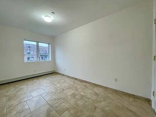 Rented by Oxford Property Group | media 13
