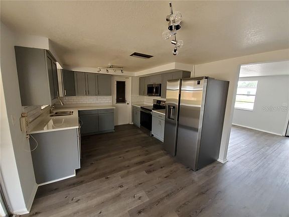 5th image of 1557 Linstock Dr