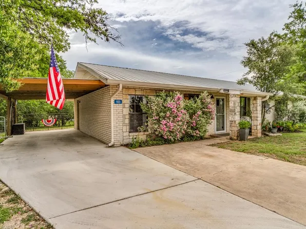 103 Amber Dr, Comfort, TX 78013