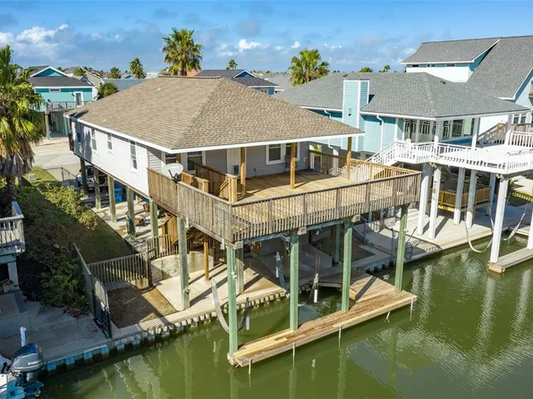 22113 Pecos Dr, Galveston, TX 77554