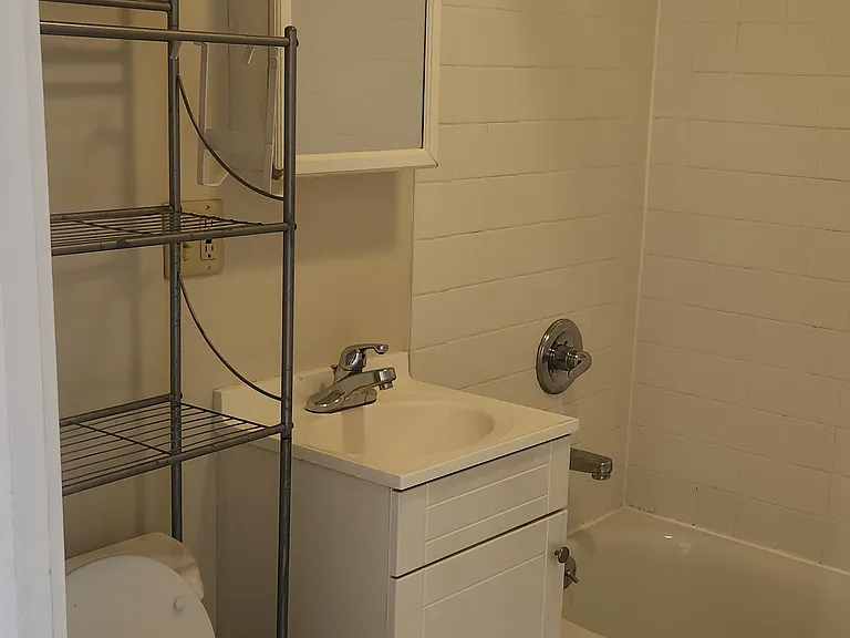 2740 College Ave. — Photo 54