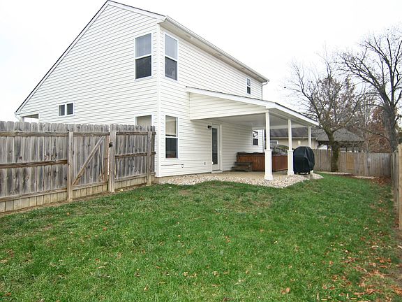 3rd image of 7019 Beargrass Ct