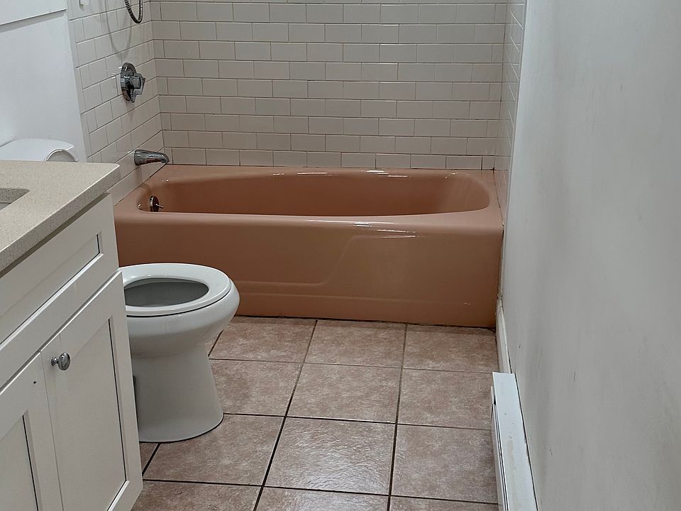2nd image of 10 Ives St #1