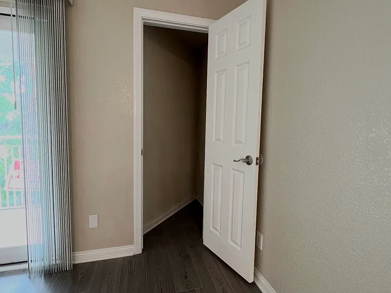 5252 Orange Ave #127 — Photo 6