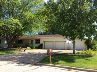 2671 Harmony Dr, Green Bay, WI 54313