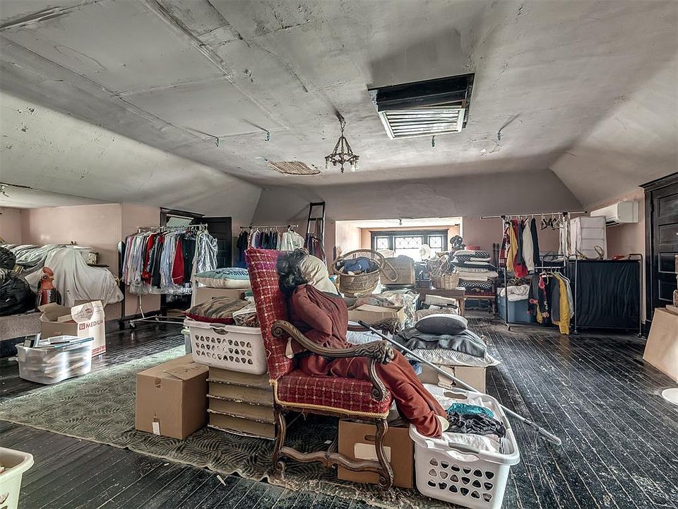 34th image of this home