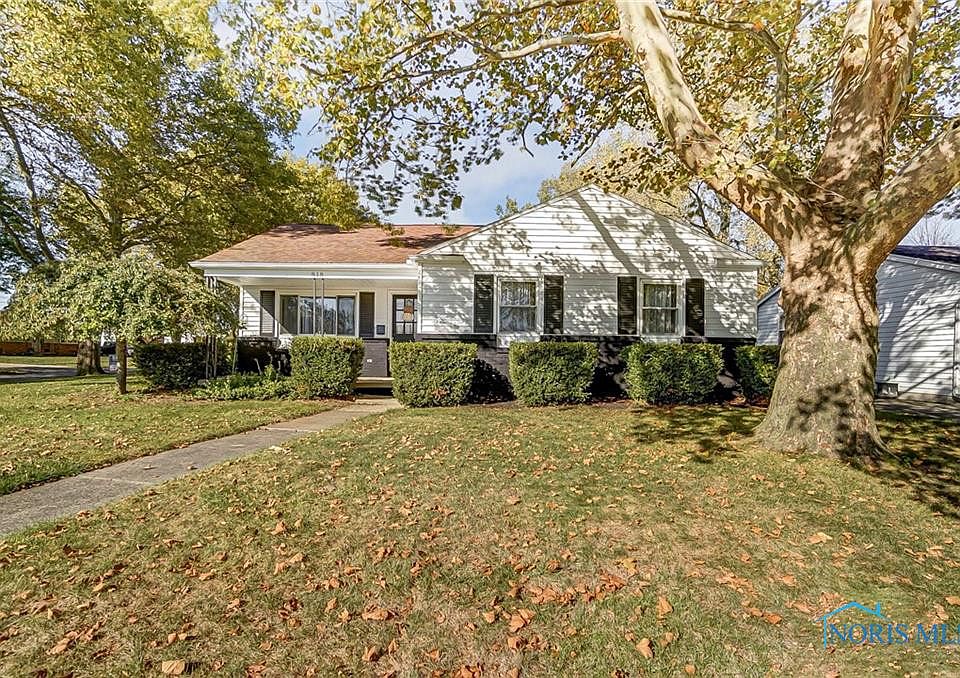1st image of 818 Woodlawn Dr